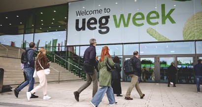 Artificially sweetened and sugary drinks are both associated with an increased risk of liver disease, study finds