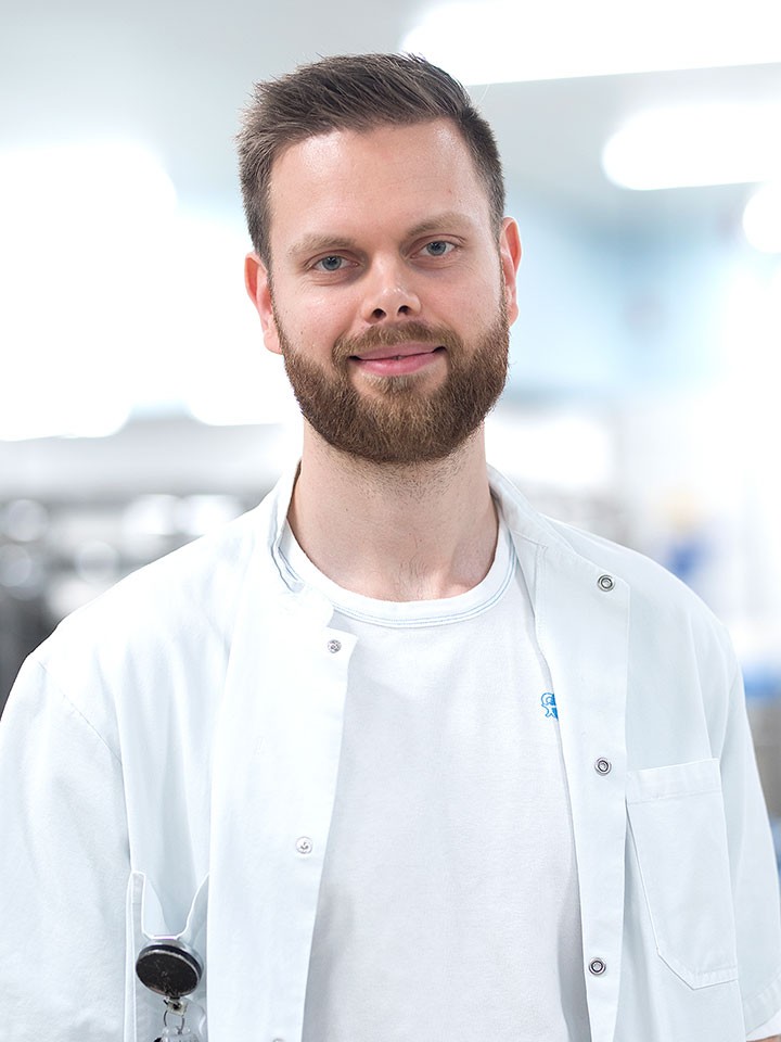 Mathias Ellgaard Cook